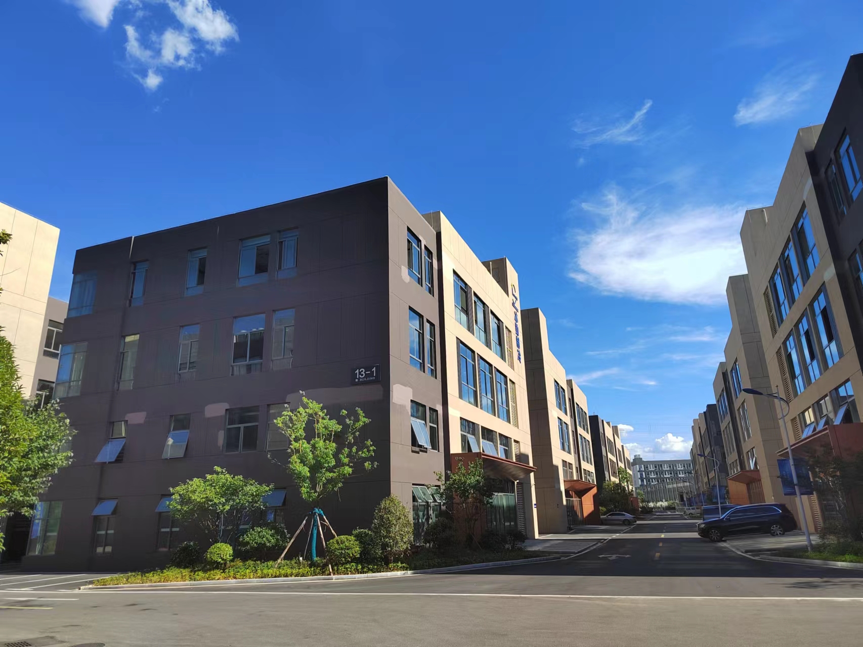 Các ứng dụng của máy làm đá khối là gì