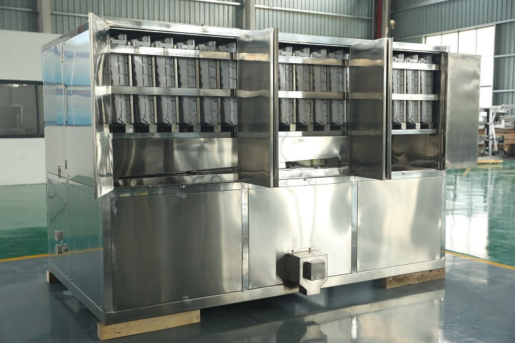 m&aacute;y l&agrave;m đ&aacute; vi&ecirc;n