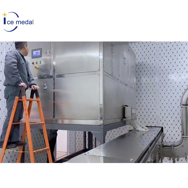 Dây chuyền sản xuất Ice Cup hoàn toàn tự động cho phép phát triển chất lượng cao của ngành công nghiệp kem