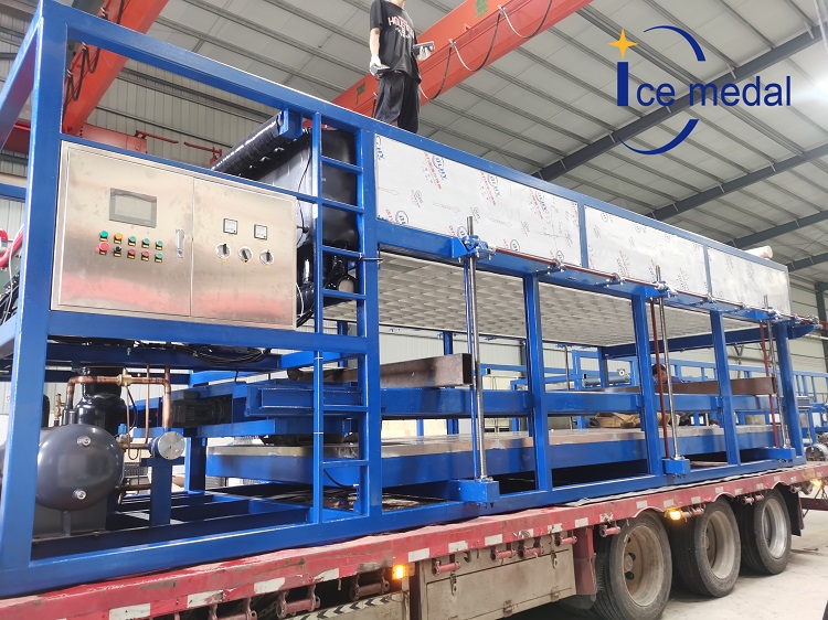 m&aacute;y l&agrave;m đ&aacute; vi&ecirc;n tự động (2)