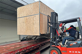 vận chuyển máy băng vảy