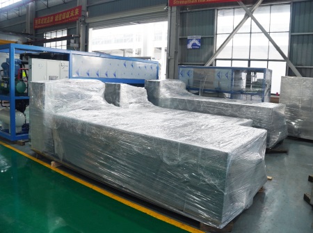 bao b&igrave; m&aacute;y l&agrave;m đ&aacute; vi&ecirc;n nước muối