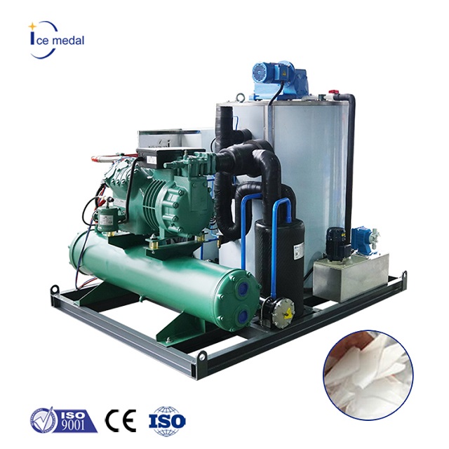 Máy làm đá vảy công nghiệp Icemedal 5 tấn làm mát bằng nước / làm mát bằng không khí