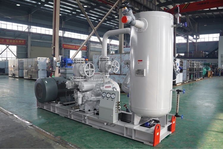 m&aacute;y l&agrave;m đ&aacute; ống