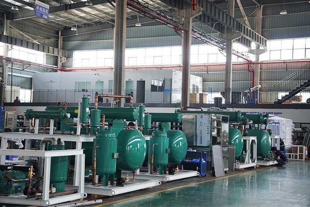 <span style="font-size:14px;"><span style="font-family:Roboto Condensed;">Tube Ice Machine Sản xuất khu vực-2</span></span> <link href="https://fonts.googleapis.com/css?family=Roboto Condensed" rel="stylesheet" type="text/css">